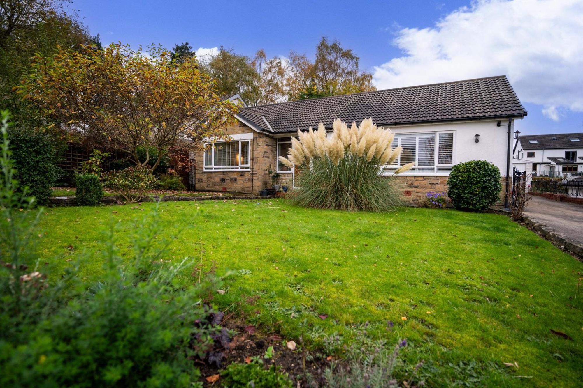 Acer View Villa Leeds  Exterior photo